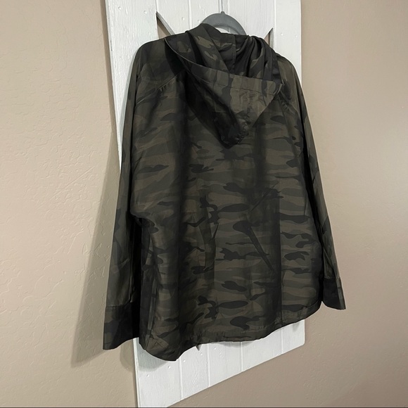 BLANK NYC camo lightweight hooded jacket green black XS Kimono drawstring - Picture 12 of 12